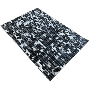 Tapete de couro preto branco malhado 1,00x1,50 s/b pç 3x9cm