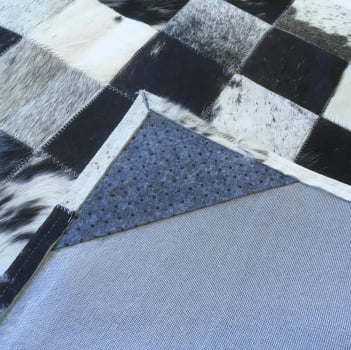 Tapete de couro preto branco salino 2,50x300 c/b peça 10x10