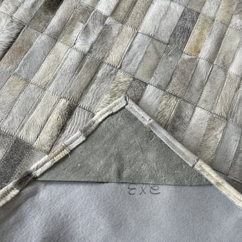 Tapete de couro cinza griss 2,00x3,00 sem bordas peça 3x9cm